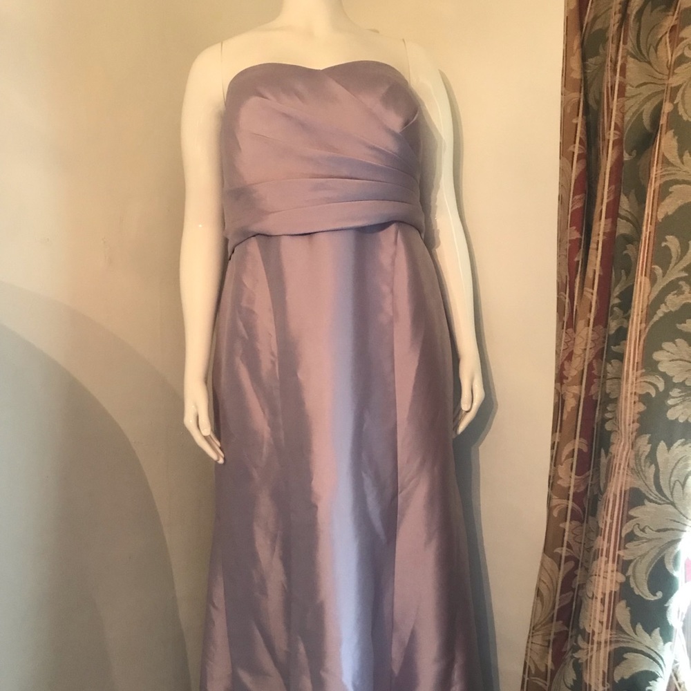 David’s bridal lavender event gown size 26